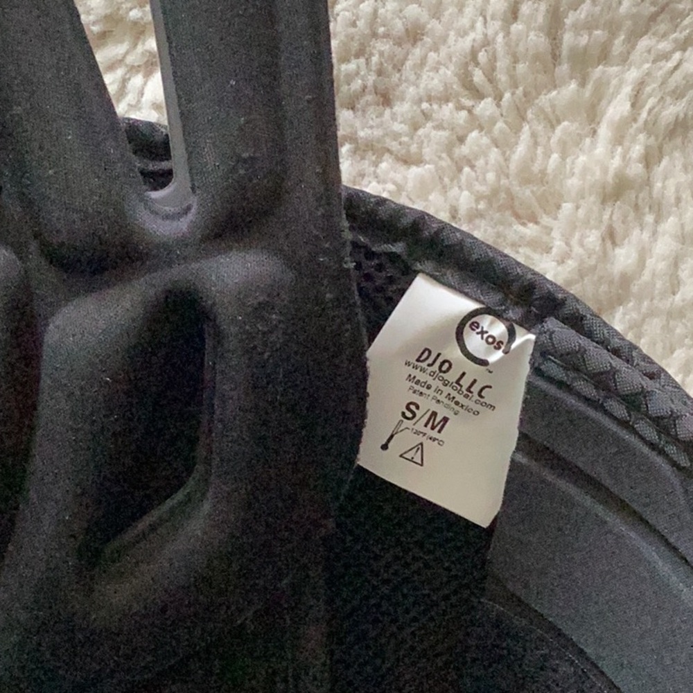 EUC Exos Form ll back brace - Picture 2 of 4